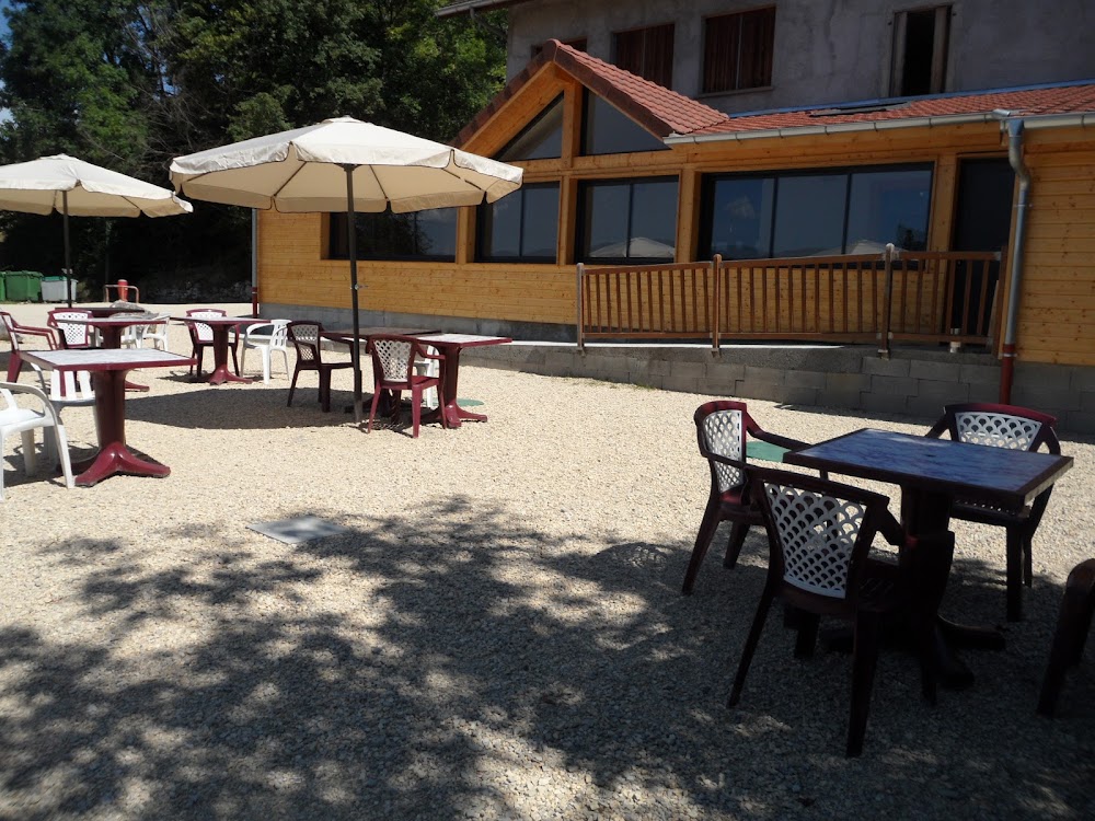 GITE AUBERGE EDELWEISS, hôtel à Seyssel