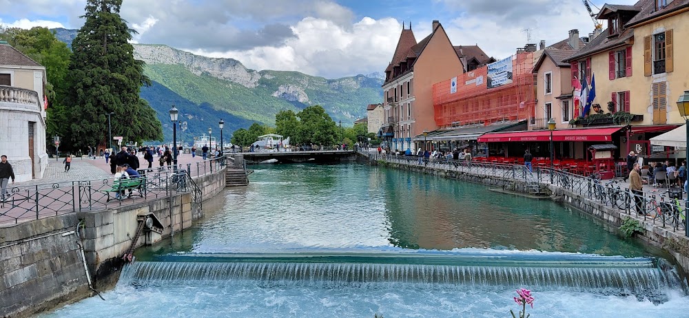 Neostelia, hôtel à Annecy (74000)