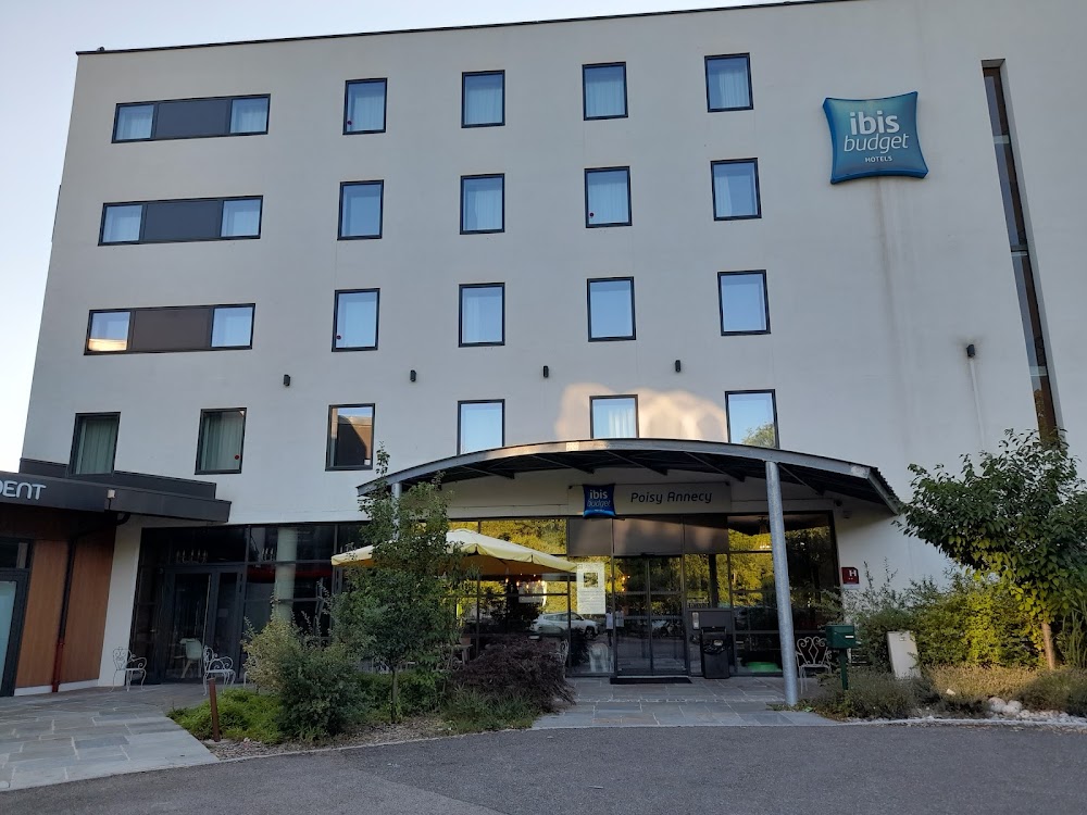 Hôtel ibis budget, hôtel à Poisy