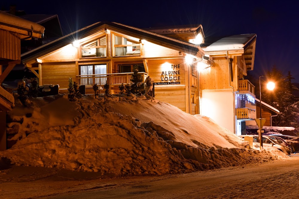 The Alpine Lodge, chalet à Les Gets