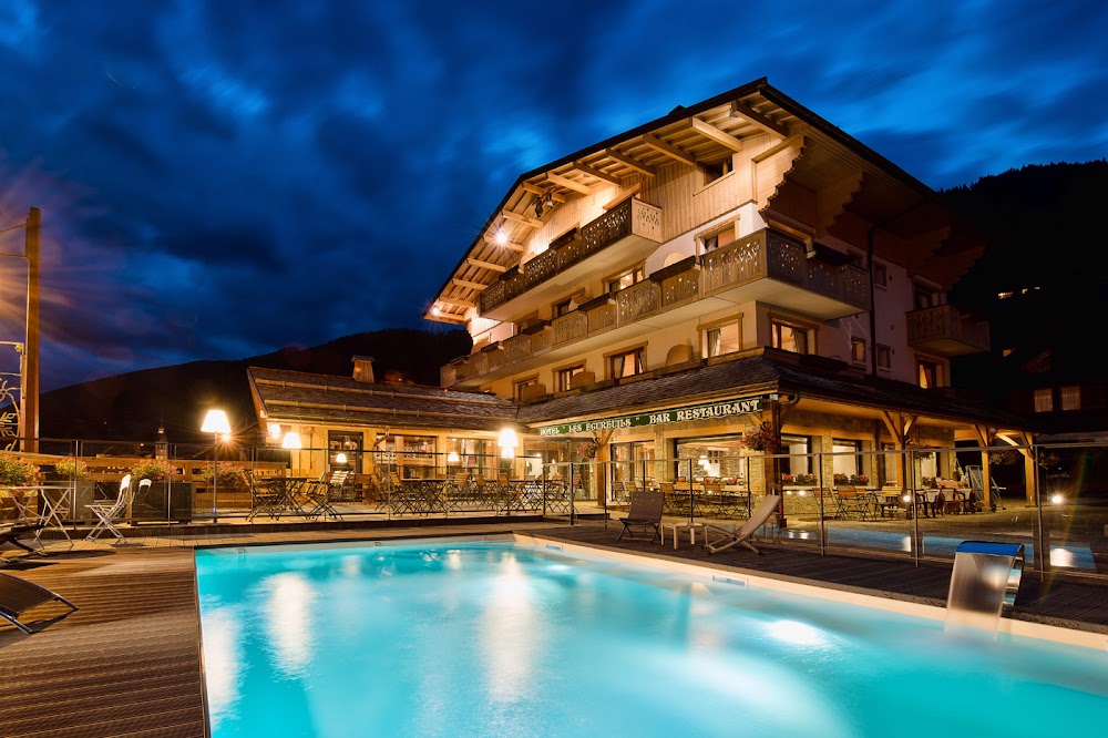 HÔTEL-RESTAURANT LES ÉCUREUILS, hôtel à Le Grand-Bornand
