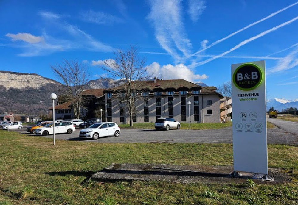 B&B HOTEL Saint-Pierre-en-Faucigny Bonneville, hôtel à Saint-Pierre-en-Faucigny