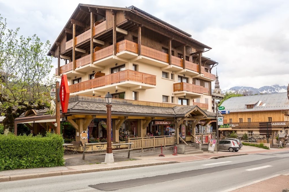Les Aiguilles de Warens, hôtel à Combloux