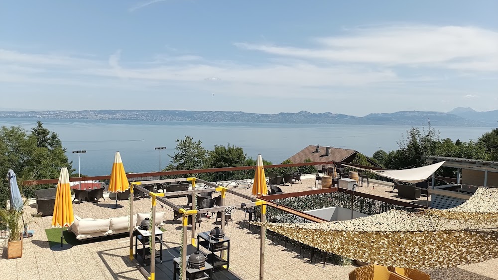 Côté Lac Hostel – Évian, hôtel à Neuvecelle
