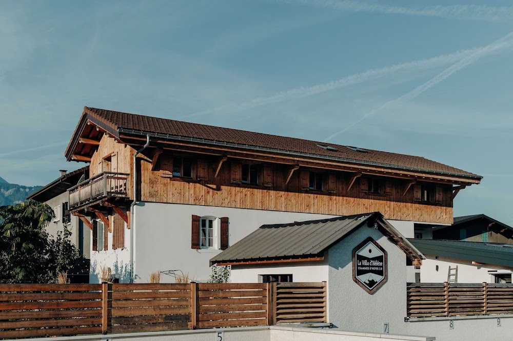 La Villa d’Hélène 2.0 Chambres d’hôtes, Gîtes et Appartements, chambre d'hôtes à Cluses