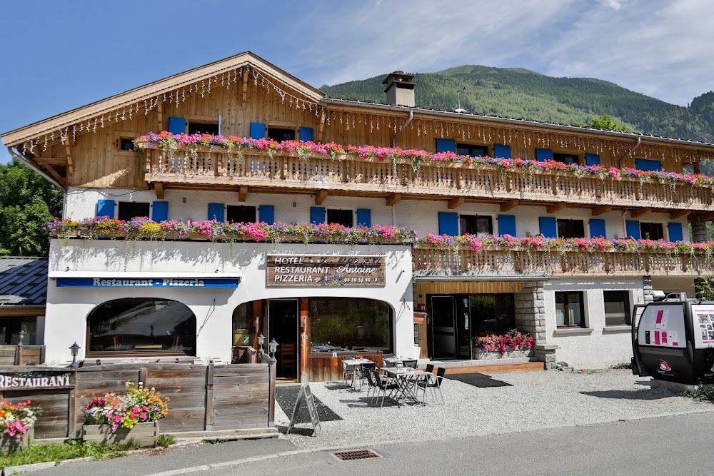 Hôtel Restaurant Le Saint-Antoine, hôtel à Les Houches