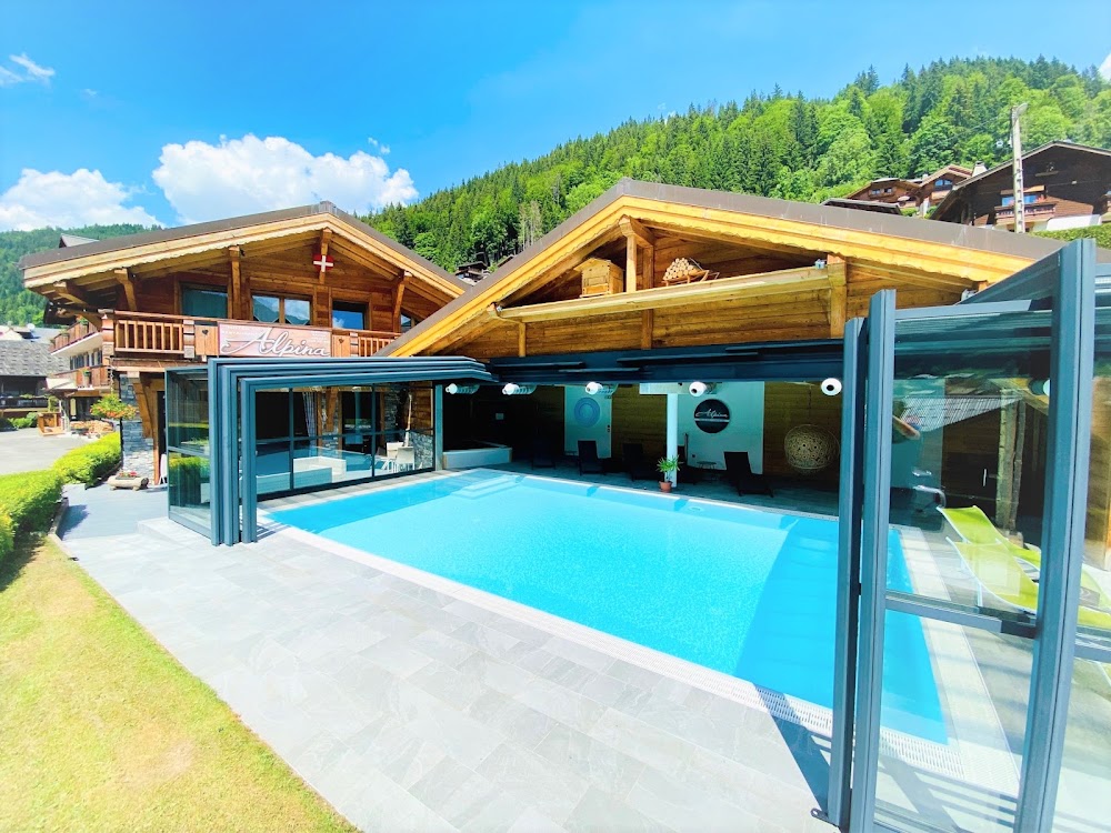 Logis Hôtel Alpina, hôtel à Morzine