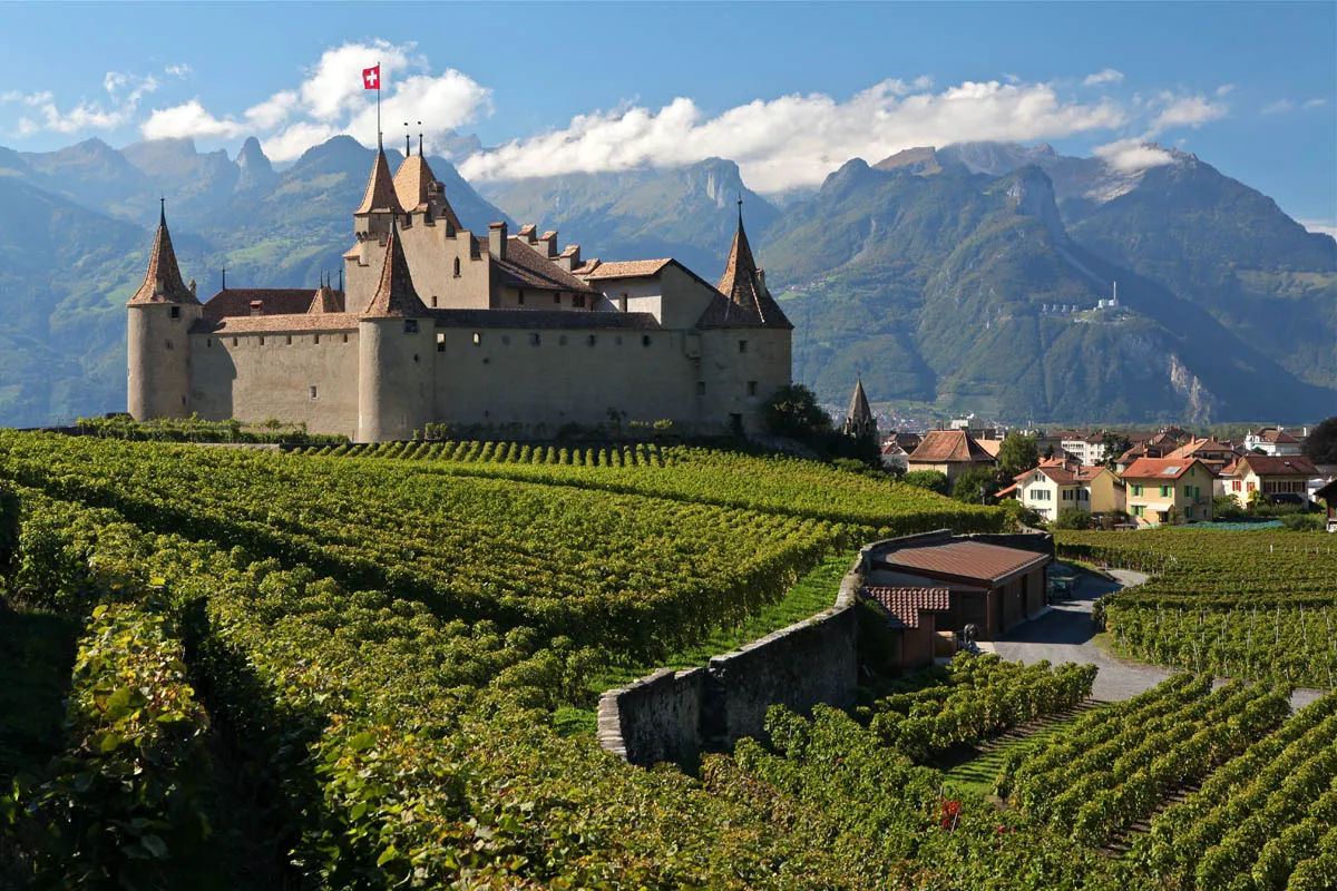Le chateau d'Aigle en Suisse. Photo : https://www.saint-maurice.ch