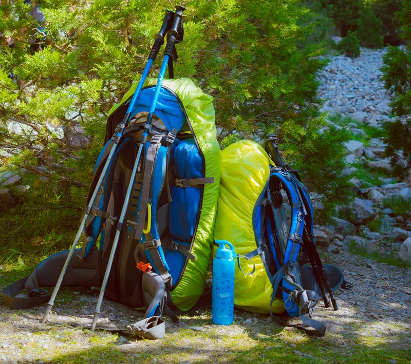 Deux sacs de randonnée