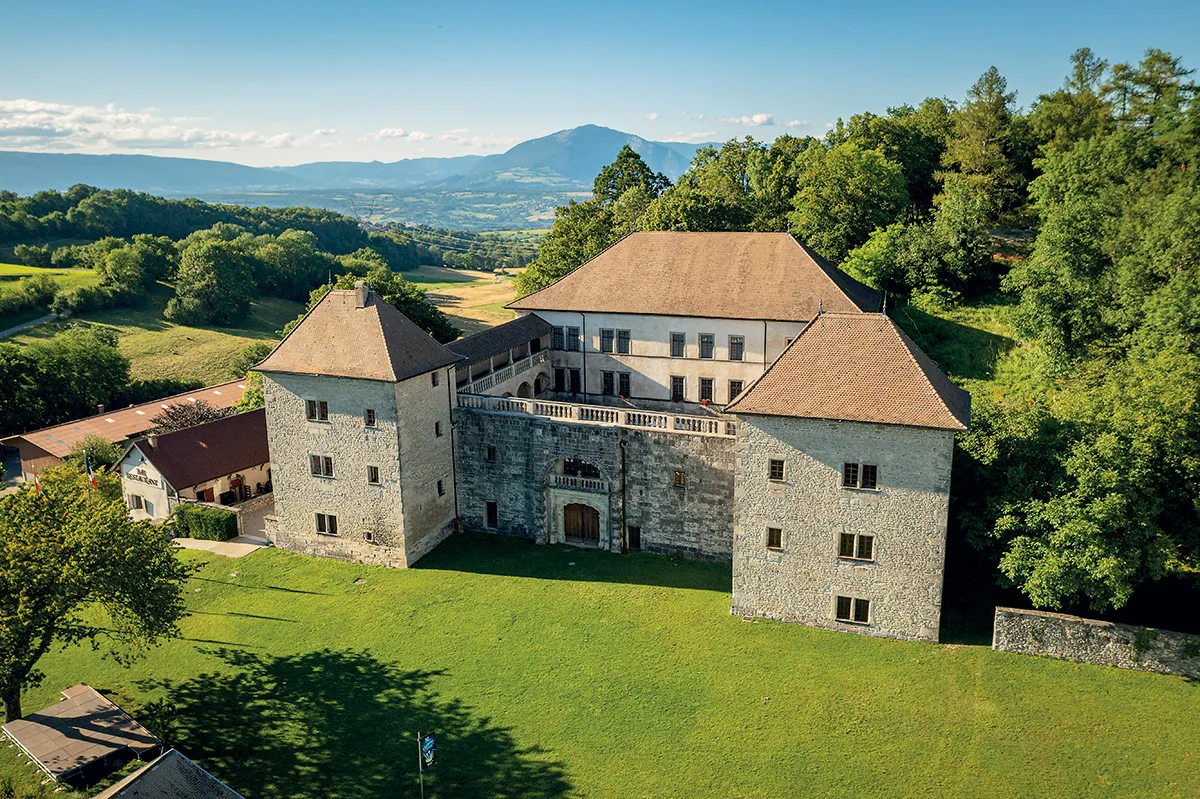 Le château de Clermont vu du ciel