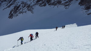Skier dans les Alpes du Nord : domaines reliés, forfaits et stations village
